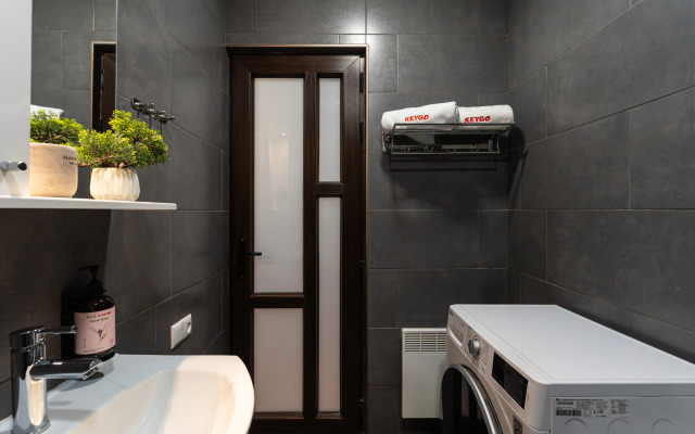 KeyGo №0128 I 1 Bedroom I Balcony I Near Park Apartments