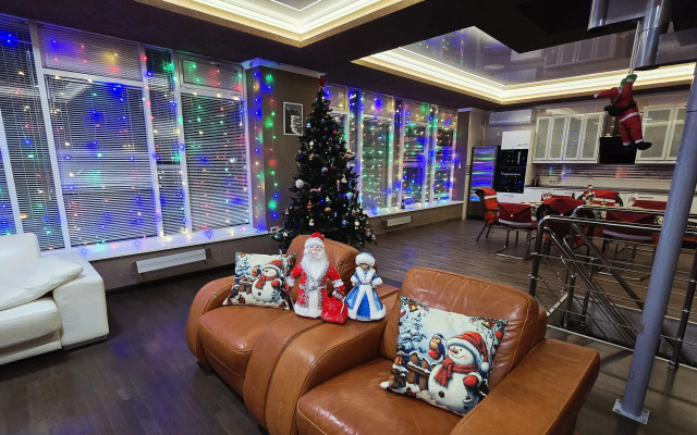 Частный Дом Таунхаус с Панорамной Крышей