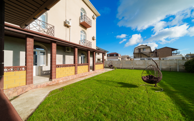 Lipatov Guest House
