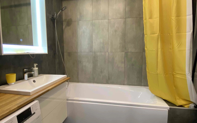 Квартира Хрустальная 44/3