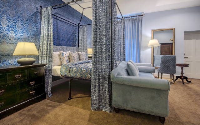 Hill Rise Luxury Villa & Stables by Edwards Collection Villa