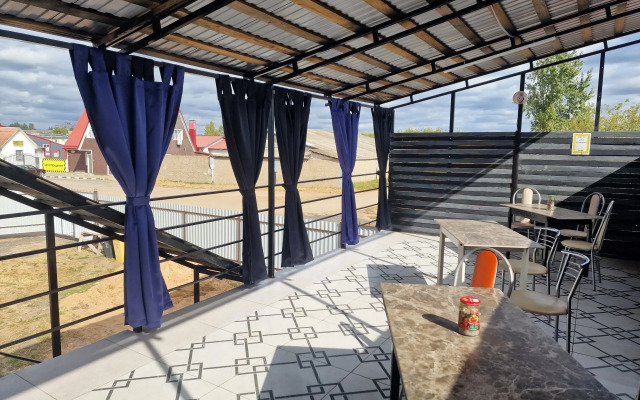 Uyutnaya i teplaya Flat