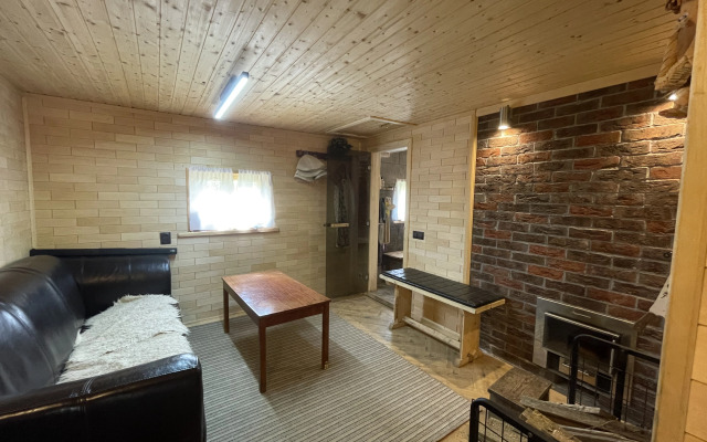 Частный дом 2-х комнатный коттедж