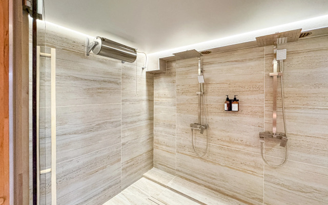 U Greka Guest House