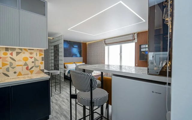 Квартира Чудесная студия рядом с Комаровским рынком