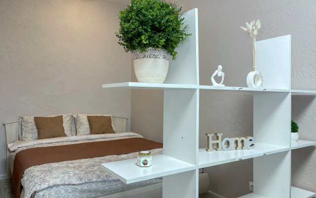 Квартира Welcome Home с Балконом у Метро Народное Ополчение