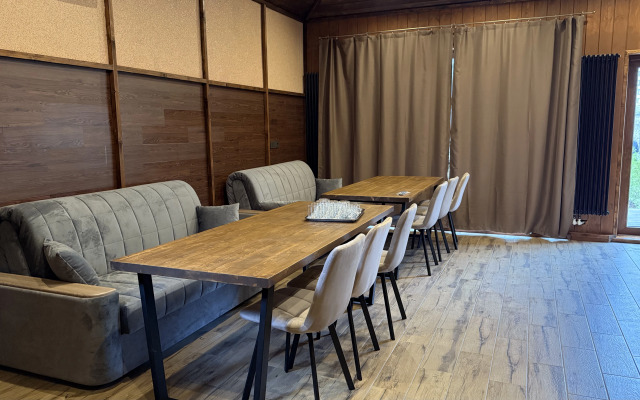 Бунгало 20 Дворик Друзей