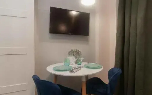 Na Fridrikha Engelsa-4 Apartments
