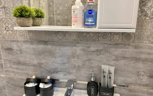 Квартира Комфорт на набережной с шикарным видом возле моста