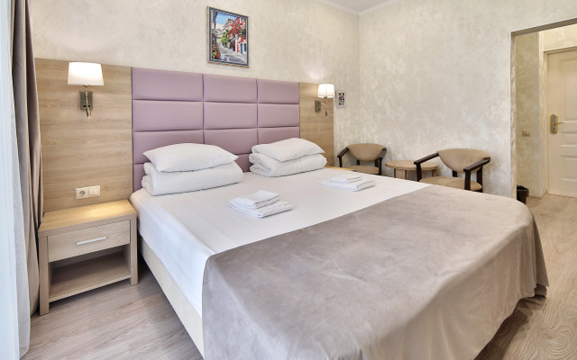 Apartamore Pokrovskiy Park S Vidom Na Park Apartments