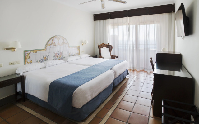 Ibersol Almuñecar Beach & Spa Hotel