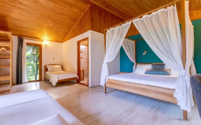 Etenna Beach Bungalows