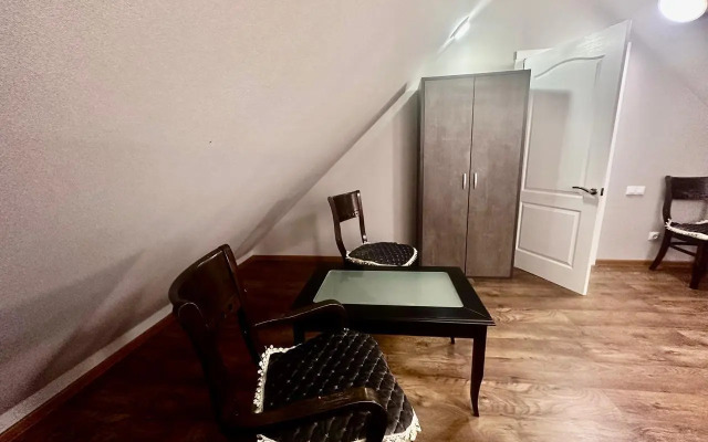 Na Pereulke 1-Y Postovoy 6 Private house