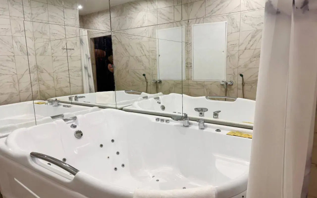 Отель Room Room
