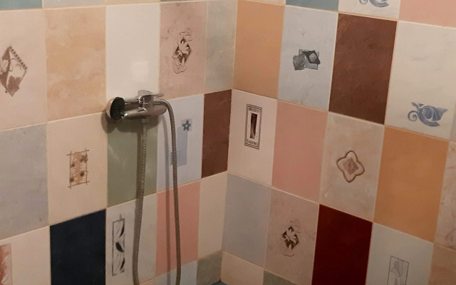 V Gagrakh ul Lakoba 4/41 Flat