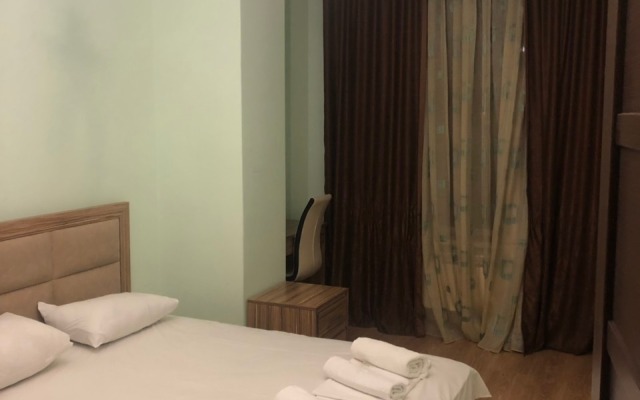 Apartments RentInnYerevan Nalbandyan 7/1