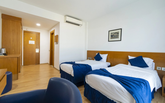 Bellapais Oasis Hotel