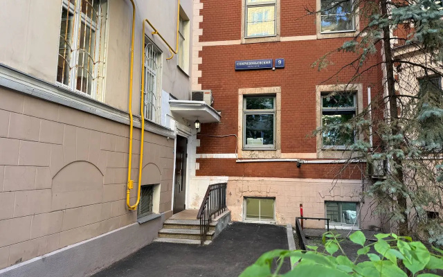 Квартира Дизайнерская евро-трёшка на Патриарших, 2 спальни, Центр Москвы