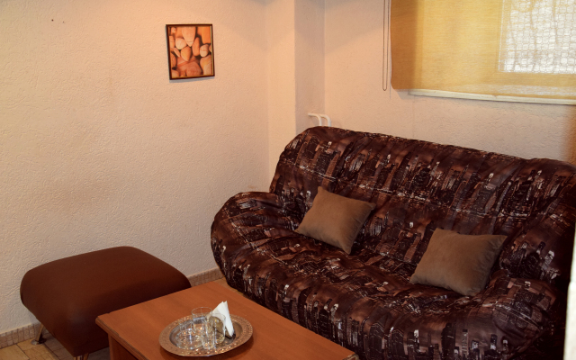 Мини-отель Золотое крыло Ленина 51