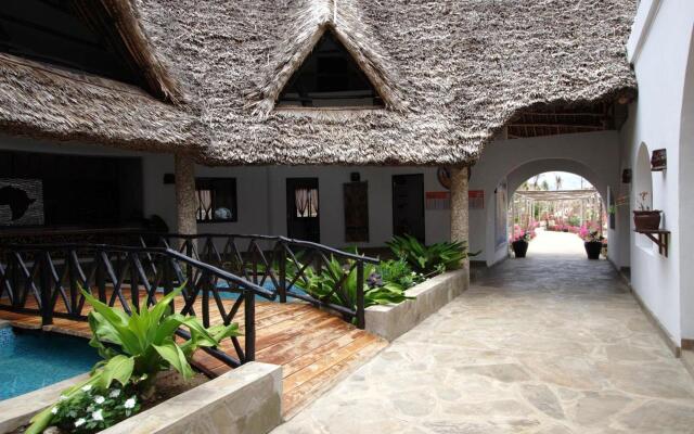 Отель Jumbo Watamu All Inclusive