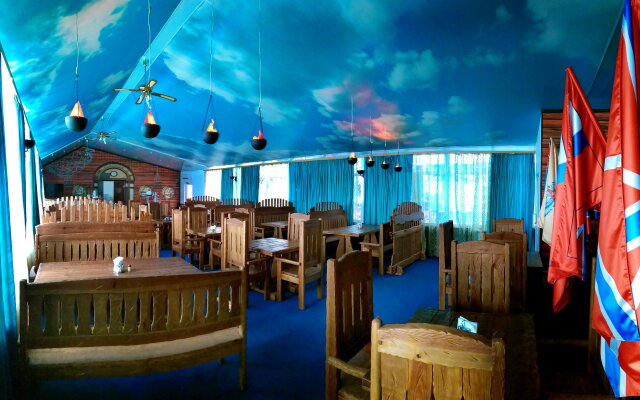 Glafirovka Lend Hotel
