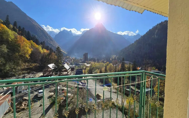 Elbrus Hotel