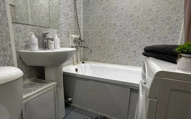 Квартира на Зварыгина 14