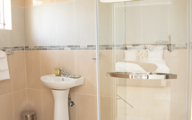 Khayalethu Garden Lodges Hotel