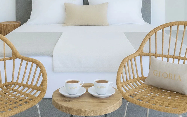 Отель Gloria luxury suites