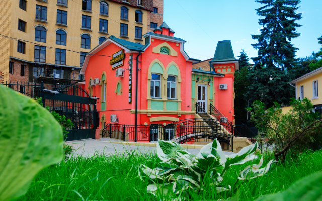 Pervyij Dohodnyij Dom Korpus E Guest house