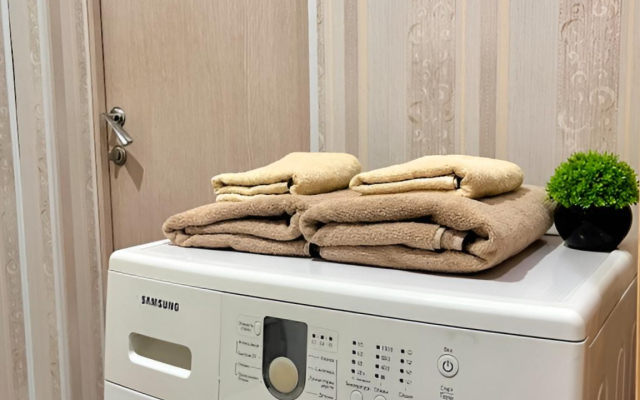 Prostornaya Kvartira Nedaleko Ot Tsentra Goroda Apartments