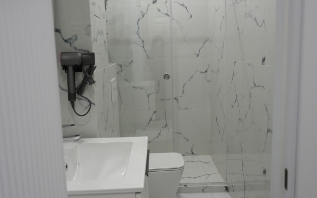 Апартаменты на Светлой 18 (204)