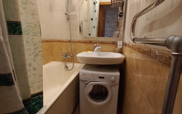 Dvukhkomnatnaya Vozle Tsito Flat