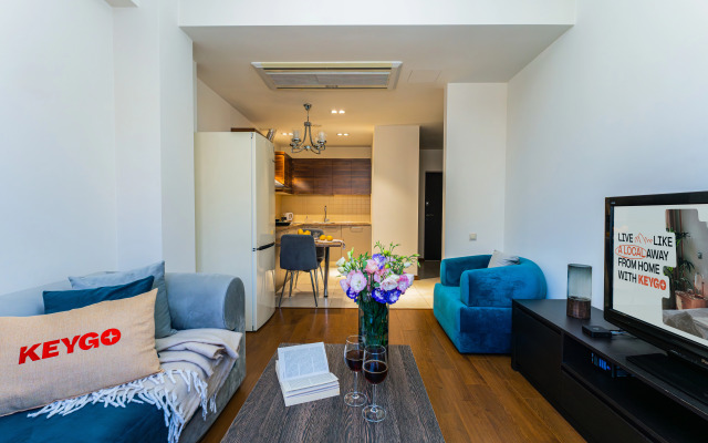 KeyGo #0099, 1 Bedroom, Balcony, Near National Gallery Apartments