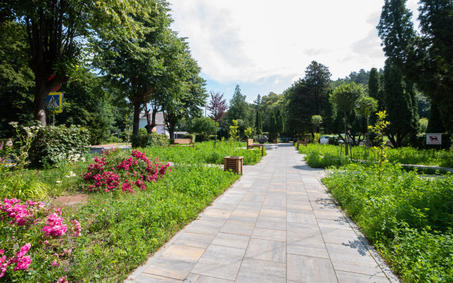 Двухкомнатная квартира Арт в Светлогорске  2  в 750 м от моря