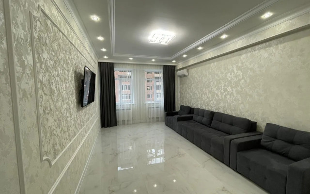 Elitnaya V Tsentre Goroda Flat