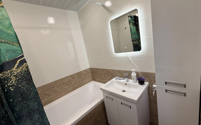 Квартира 2-х Комнатная на Ледовской Свободная Парковка