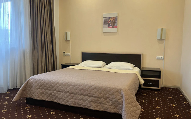 Yuzhnyij Dvorik Mini-Hotel