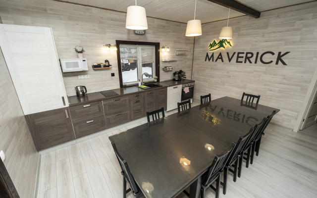 Maverick na 14 chelovek Guest house