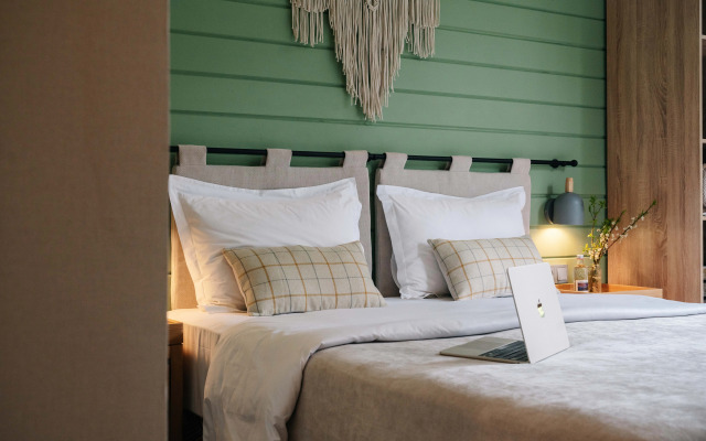 Отель Чепош Парк