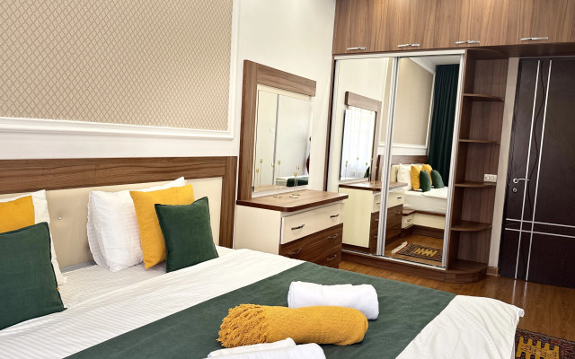 Апартаменты 2-к в самом центре Еревана