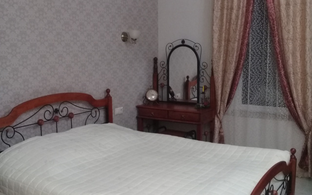 Na Kievskoy Guest House