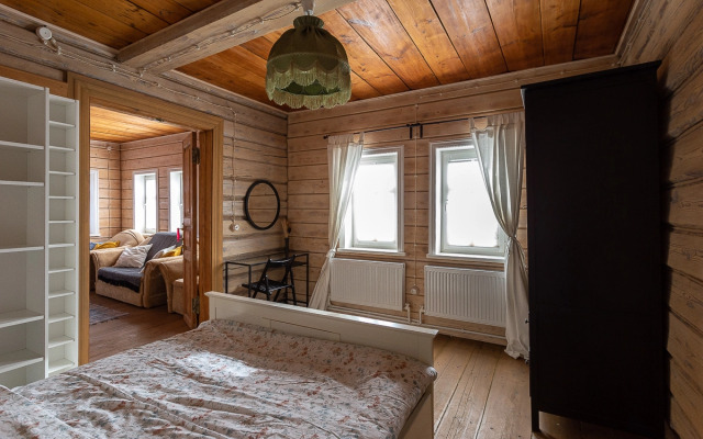 Частный дом с русской печью и баней