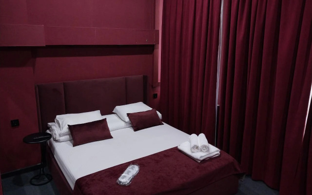 Мебелированные комнаты Космос на Владимирском