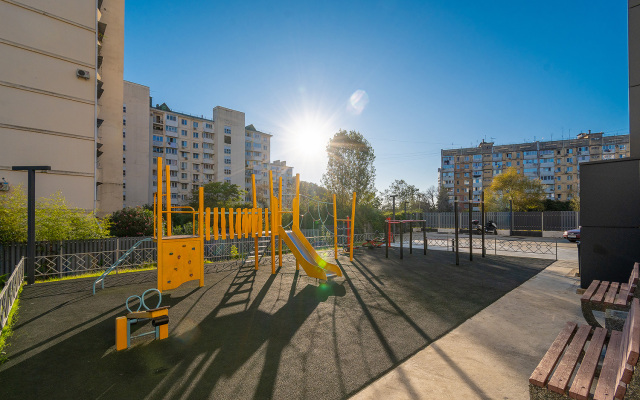 Studiya Iskry 62 Flat