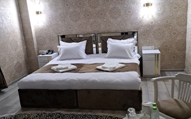 The Afrosiyob Ok Hotel