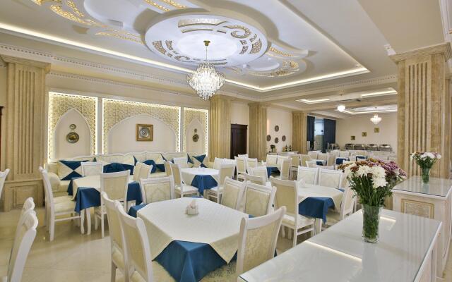 Orient Star Varahsha Hotel