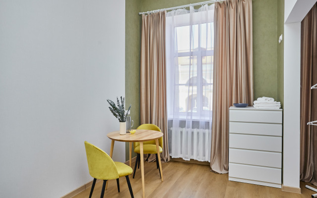 IYUN Na 7-J Linii Guest House