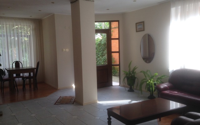 Okeanik Guest house