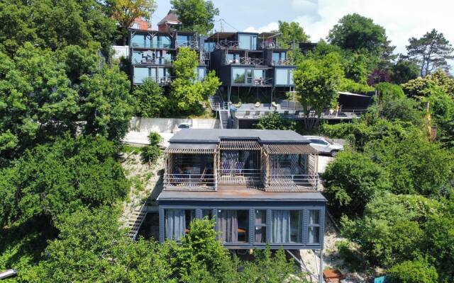 База отдыха Серый дом